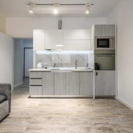Miku Apartment-city Walk 1bd Stylish