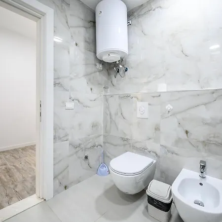 Apartment Miku Apartment-city Walk 1bd Stylish Tirana
